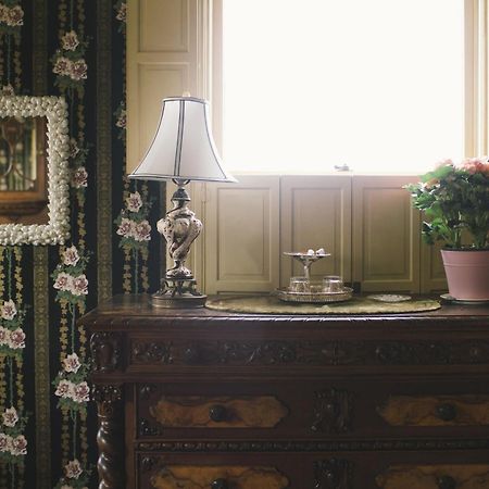 10 Clarke Bed & Breakfast Frederick Ruang foto