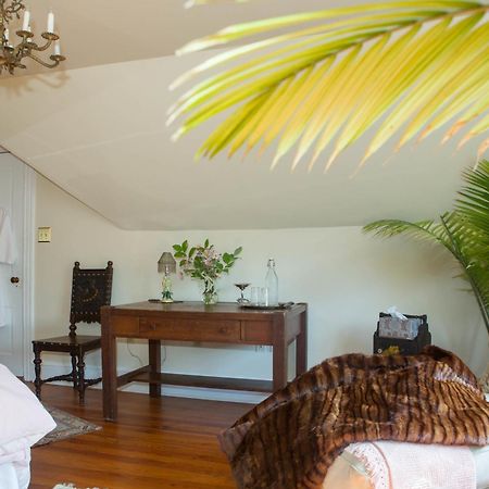 10 Clarke Bed & Breakfast Frederick Ruang foto