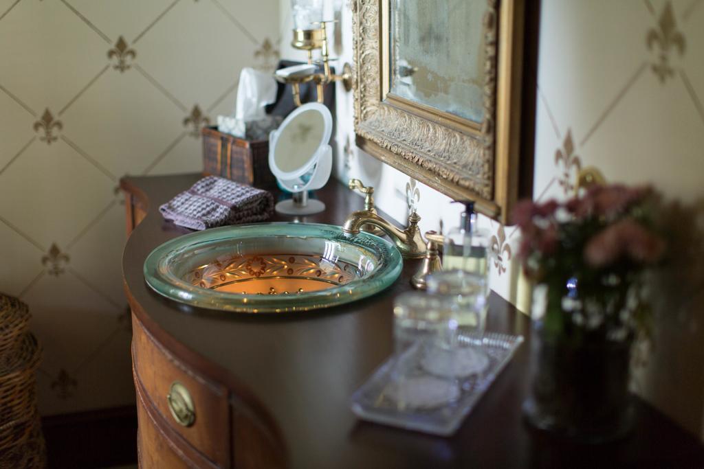 10 Clarke Bed & Breakfast Frederick Ruang foto