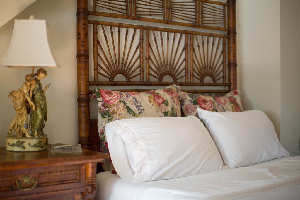 10 Clarke Bed & Breakfast Frederick Ruang foto